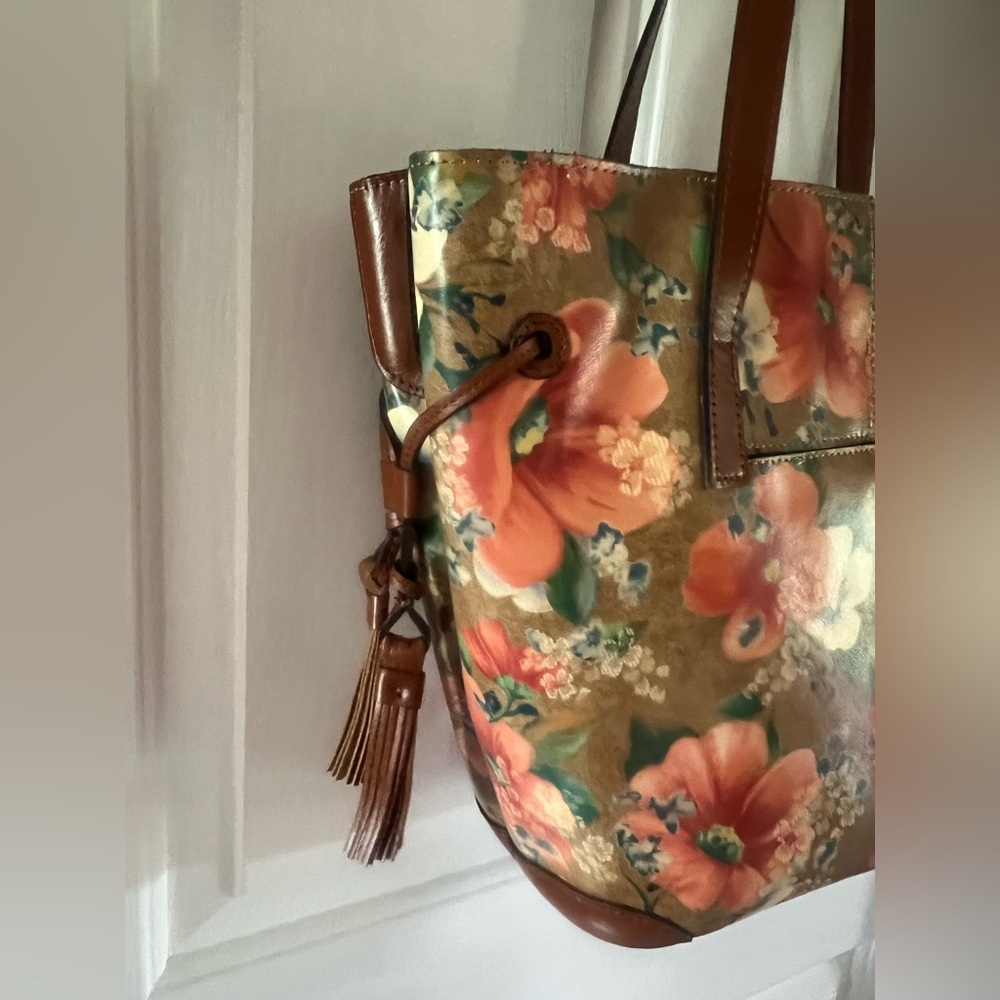 Patricia Nash Handbag Kemble Leather Tote Shoulder bag Apricot Blossom - Picture 2 of 8